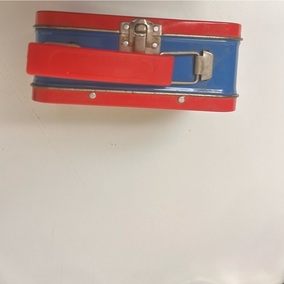 Vintage Metal Rocky and Bullwinkle Lunchbox - Picture 3 of 3